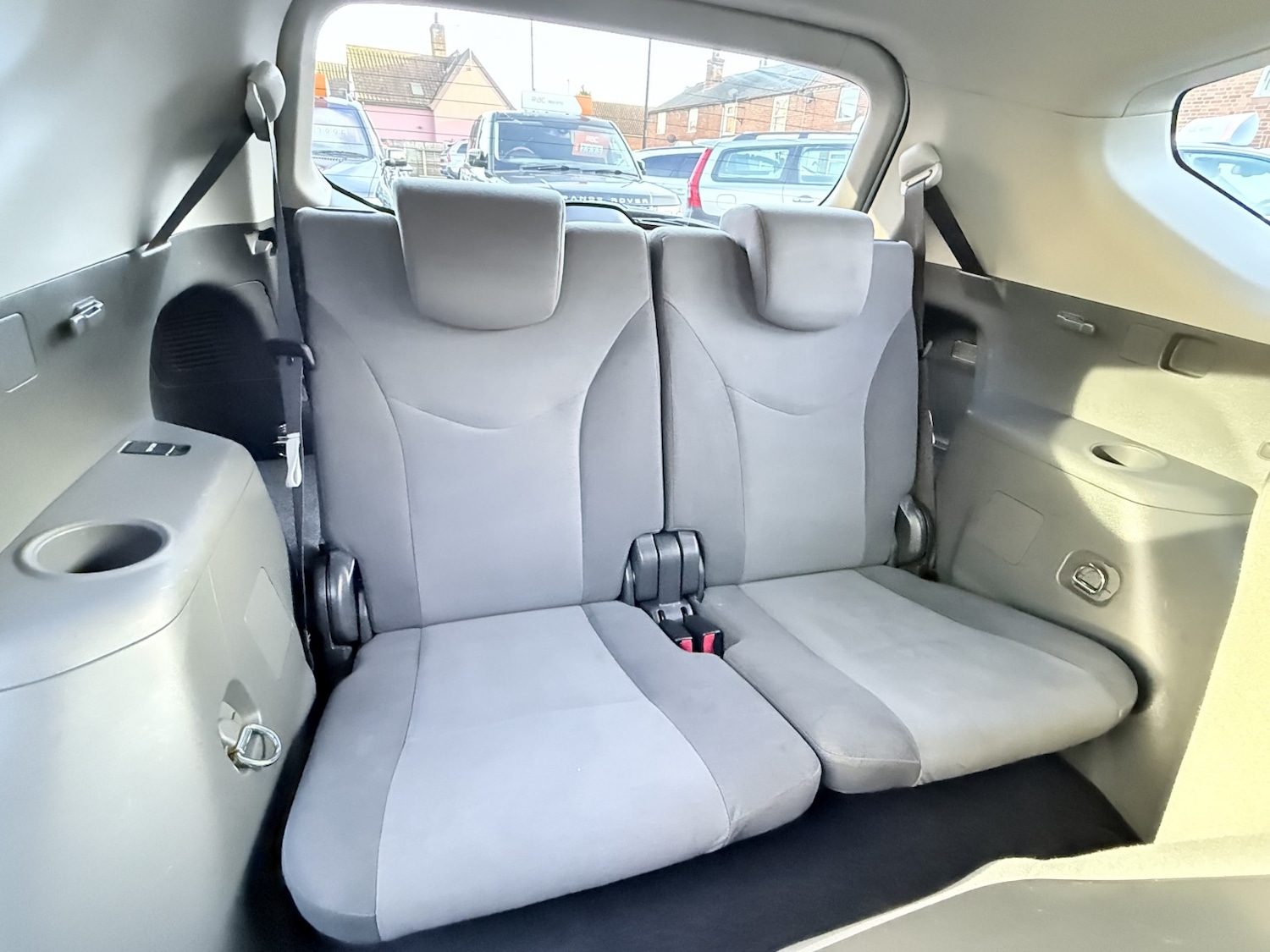 Used Toyota Prius+ 2019 for sale - 77662218: Photo 57