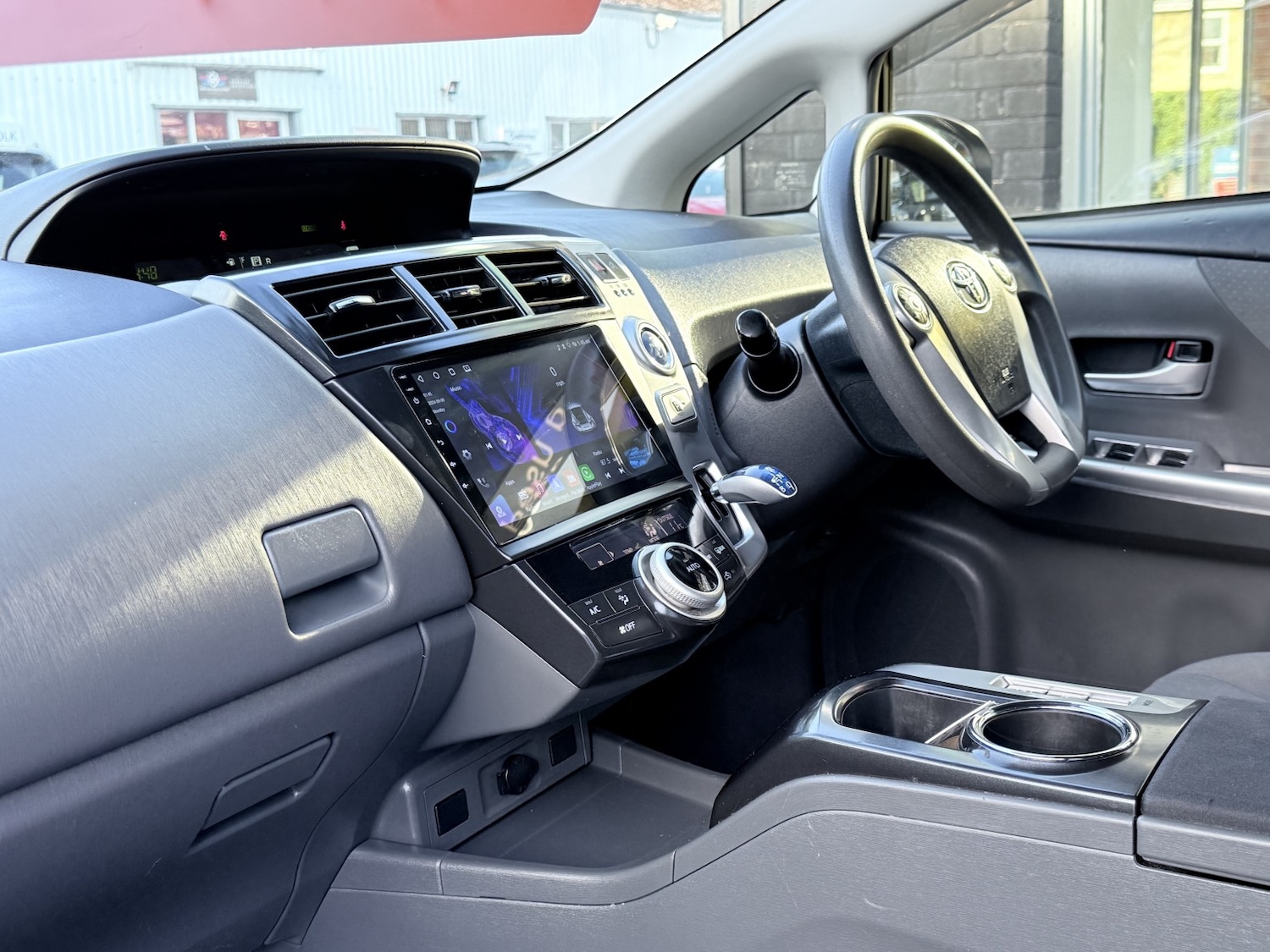 Used Toyota Prius+ 2019 for sale - 77662218: Photo 63