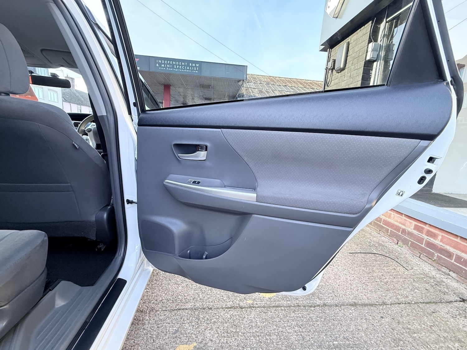 Used Toyota Prius+ 2019 for sale - 77662218: Photo 69