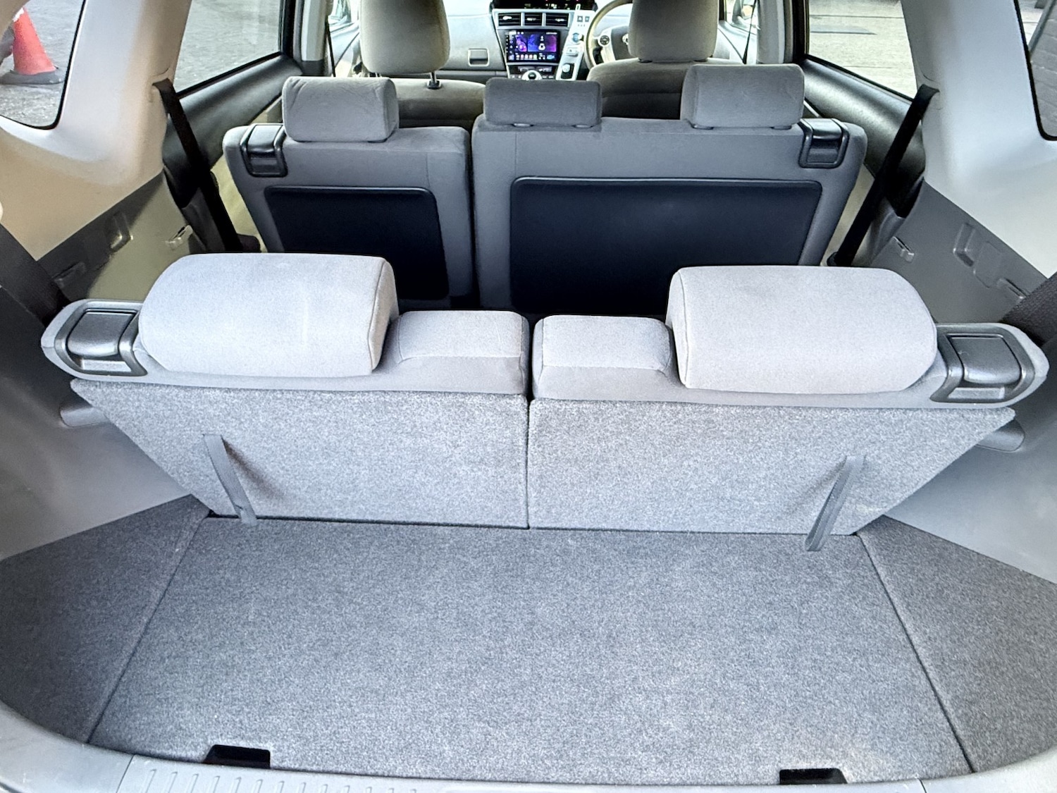 Used Toyota Prius+ 2019 for sale - 77662218: Photo 72