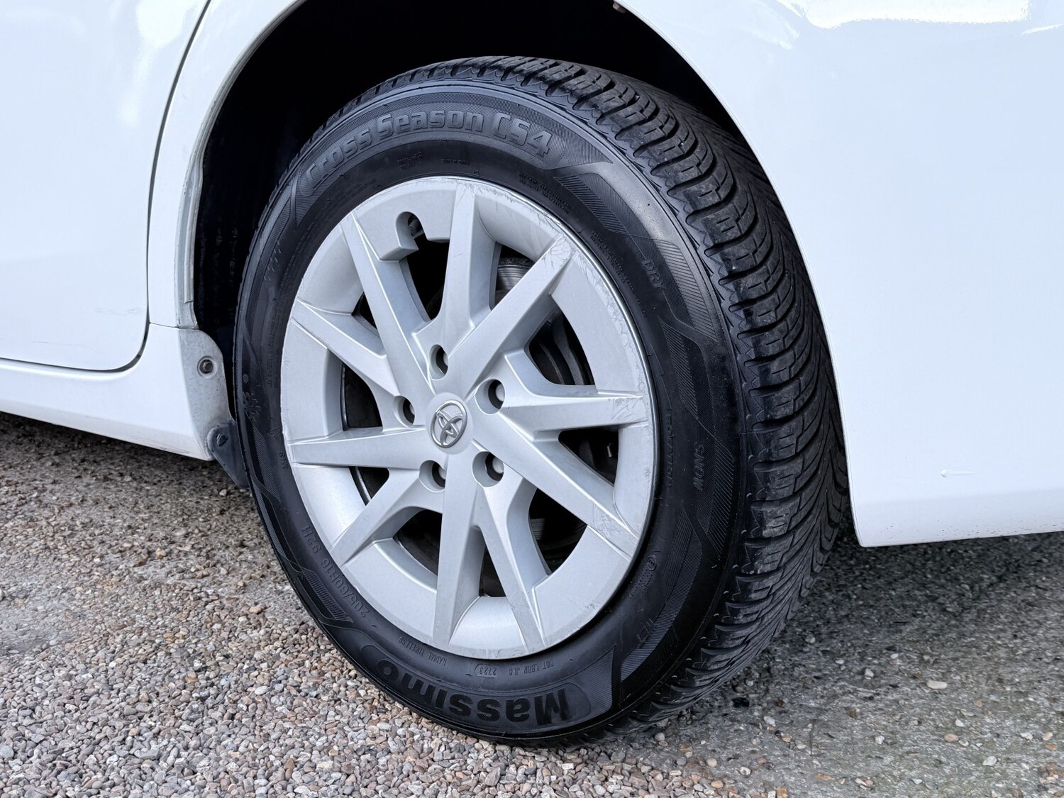 Used Toyota Prius+ 2019 for sale - 77662218: Photo 79