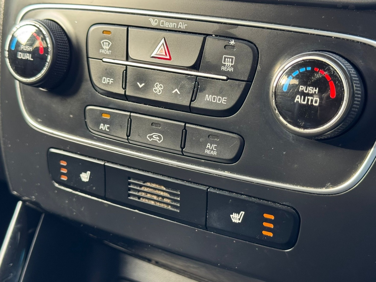 Used Kia Sorento 2014 for sale - 76748257: Photo 25