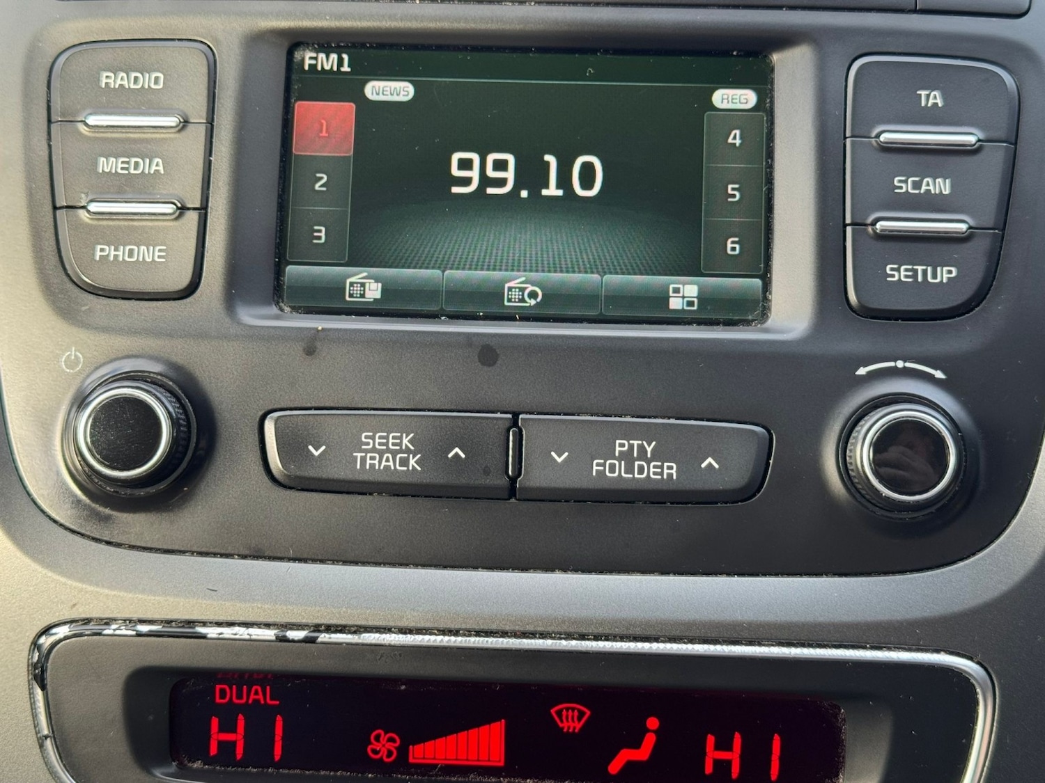 Used Kia Sorento 2014 for sale - 76748257: Photo 30