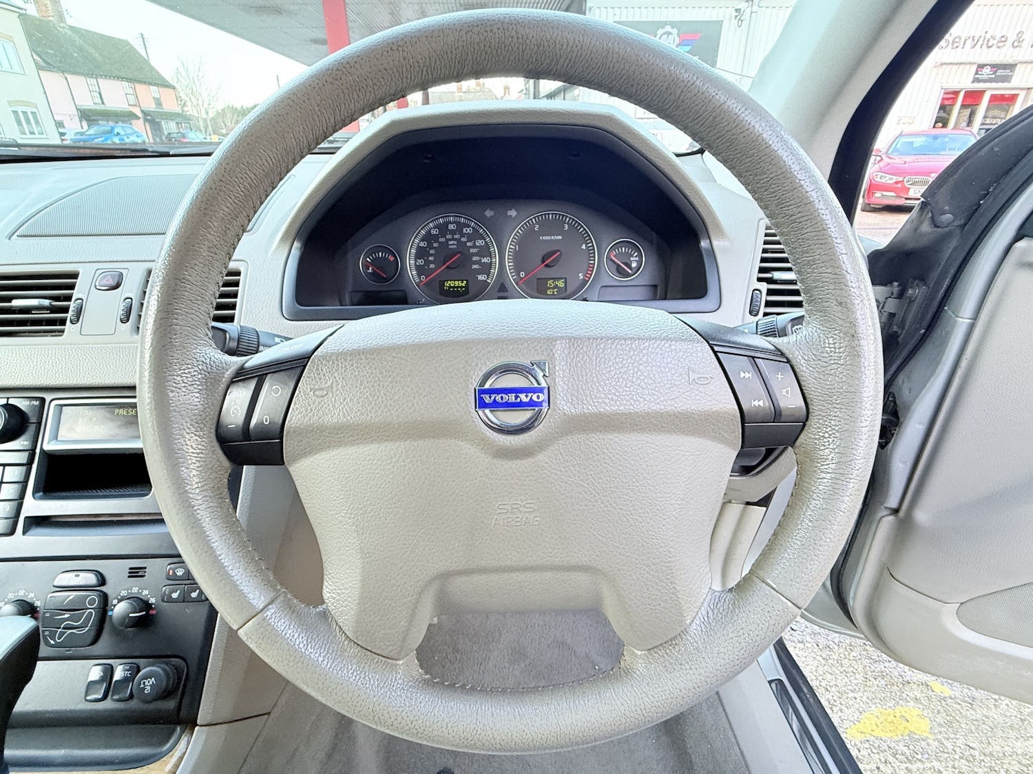 Used Volvo XC90 2005 for sale - 77014796: Photo 38