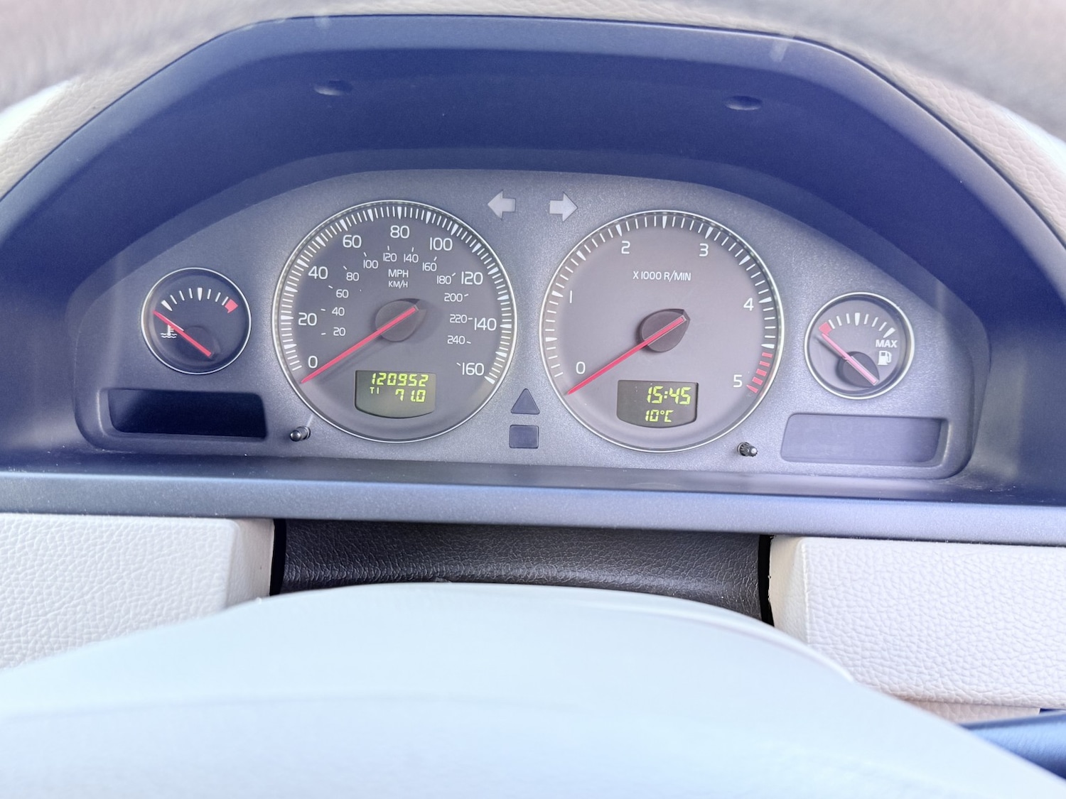 Used Volvo XC90 2005 for sale - 77014796: Photo 40