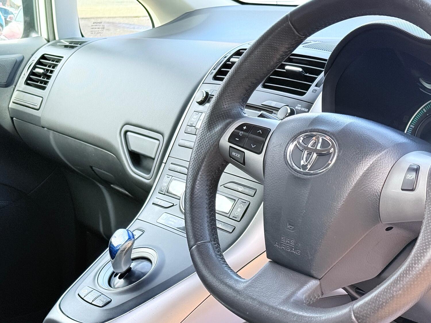 Used Toyota Auris 2011 for sale - 76374169: Photo 40