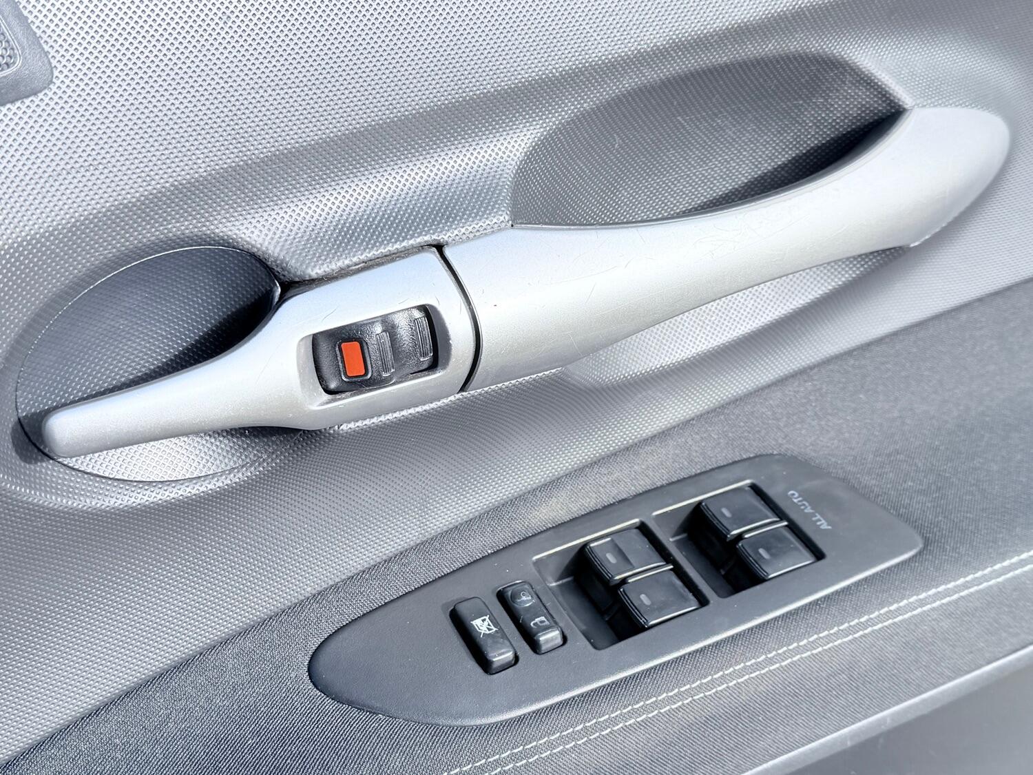 Used Toyota Auris 2011 for sale - 76374169: Photo 52