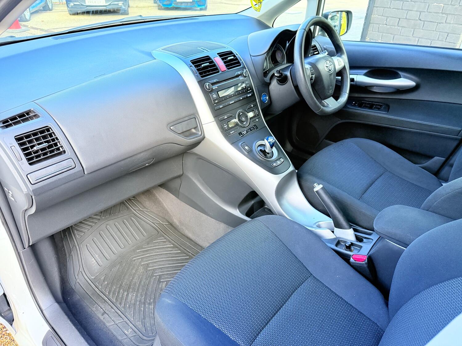 Used Toyota Auris 2011 for sale - 76374169: Photo 57