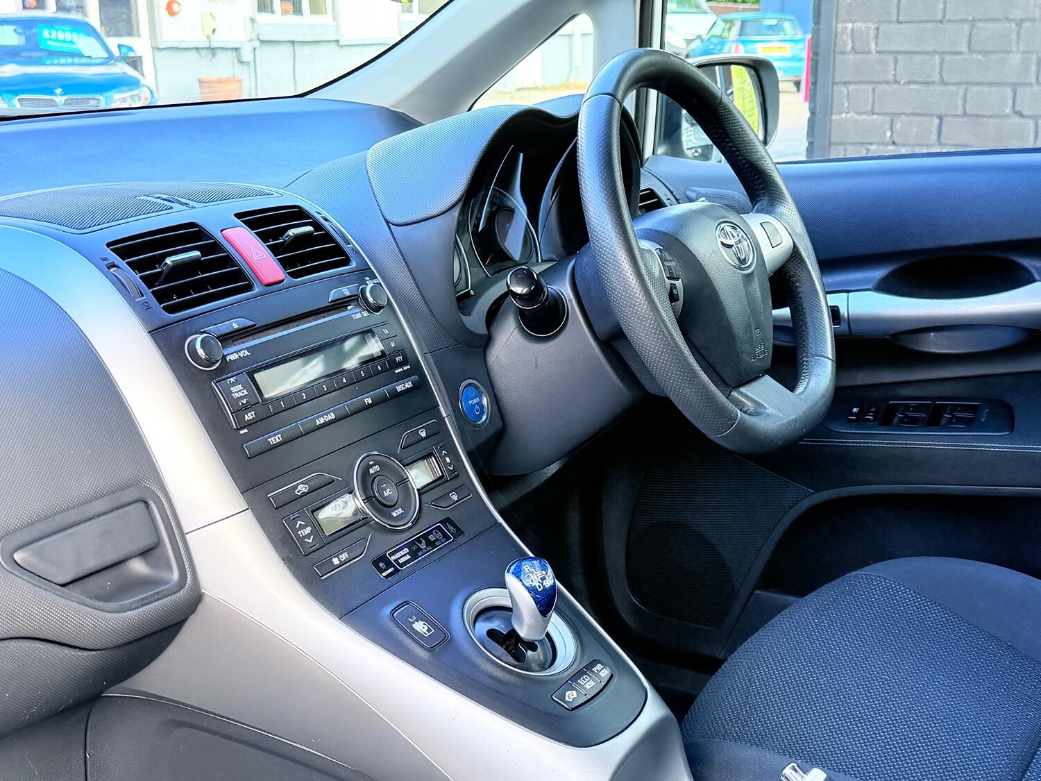 Used Toyota Auris 2011 for sale - 76374169: Photo 61