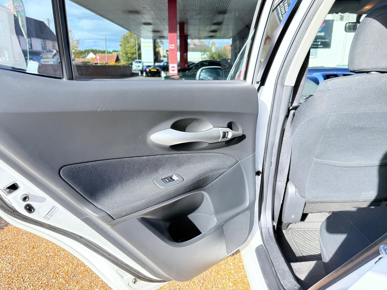 Used Toyota Auris 2011 for sale - 76374169: Photo 66