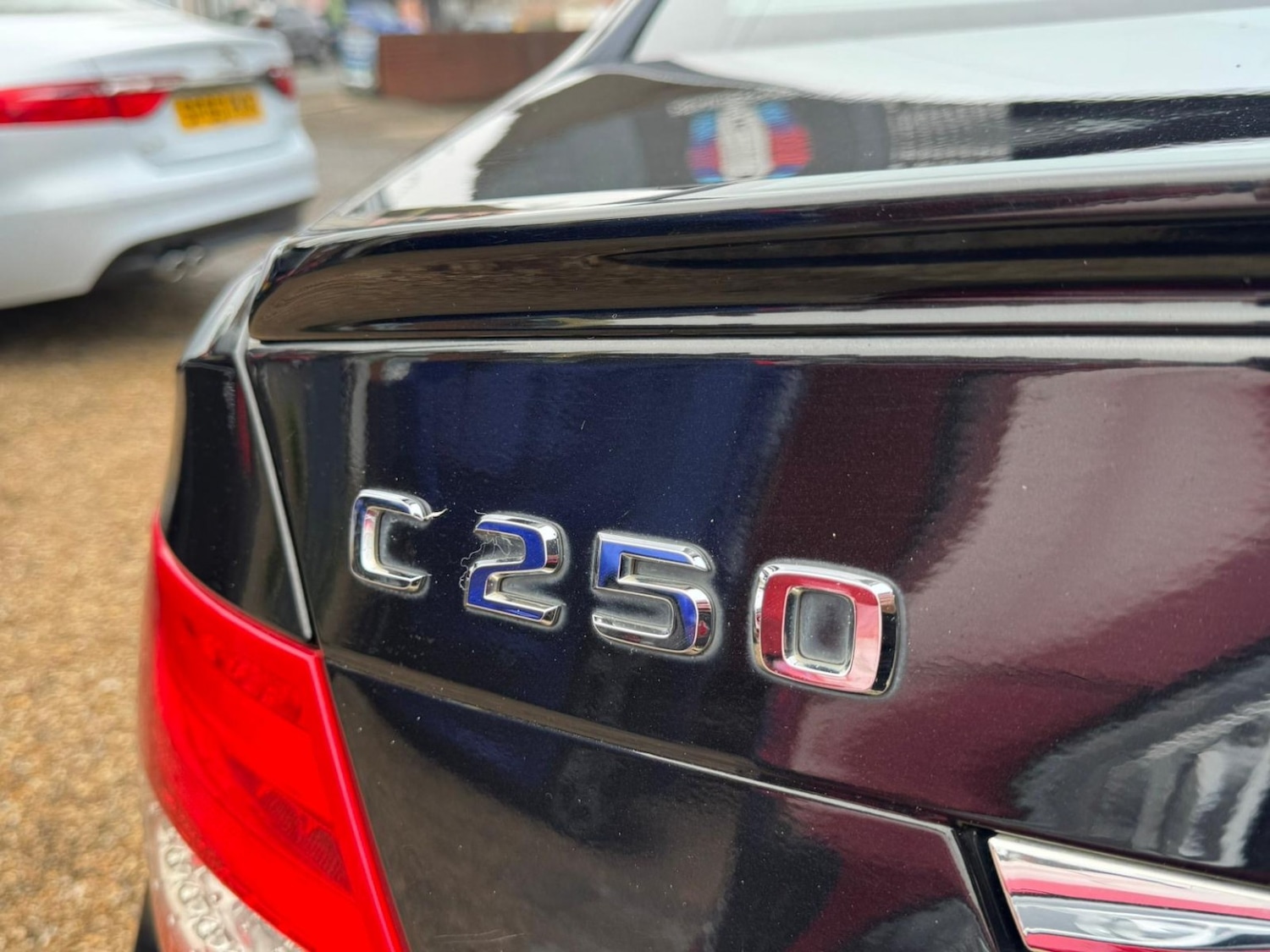 Used Mercedes-Benz C Class 2015 for sale - 76670766: Photo 25