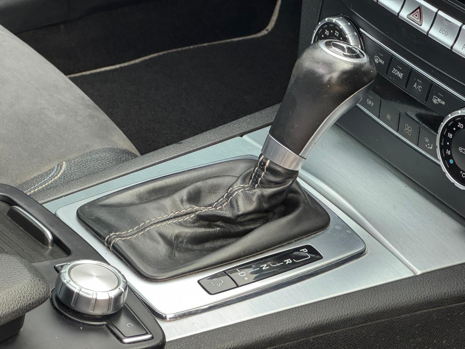 Used Mercedes-Benz C Class 2015 for sale - 76670766: Photo 31