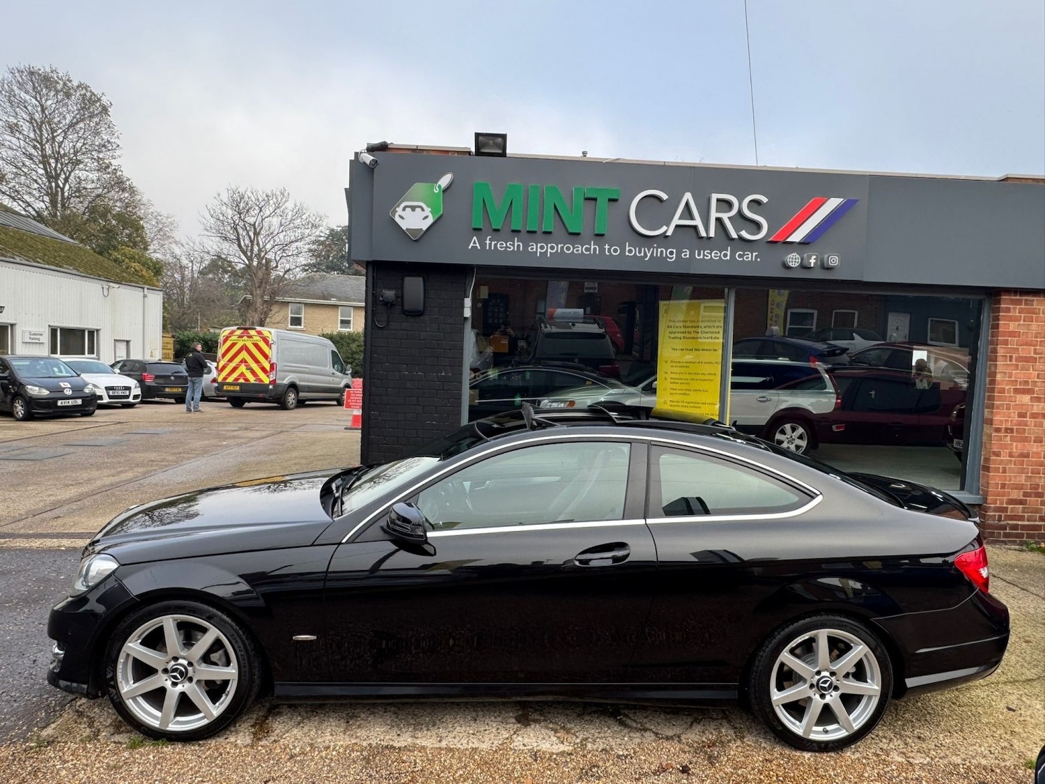 Used Mercedes-Benz C Class 2015 for sale - 76670766: Photo 4