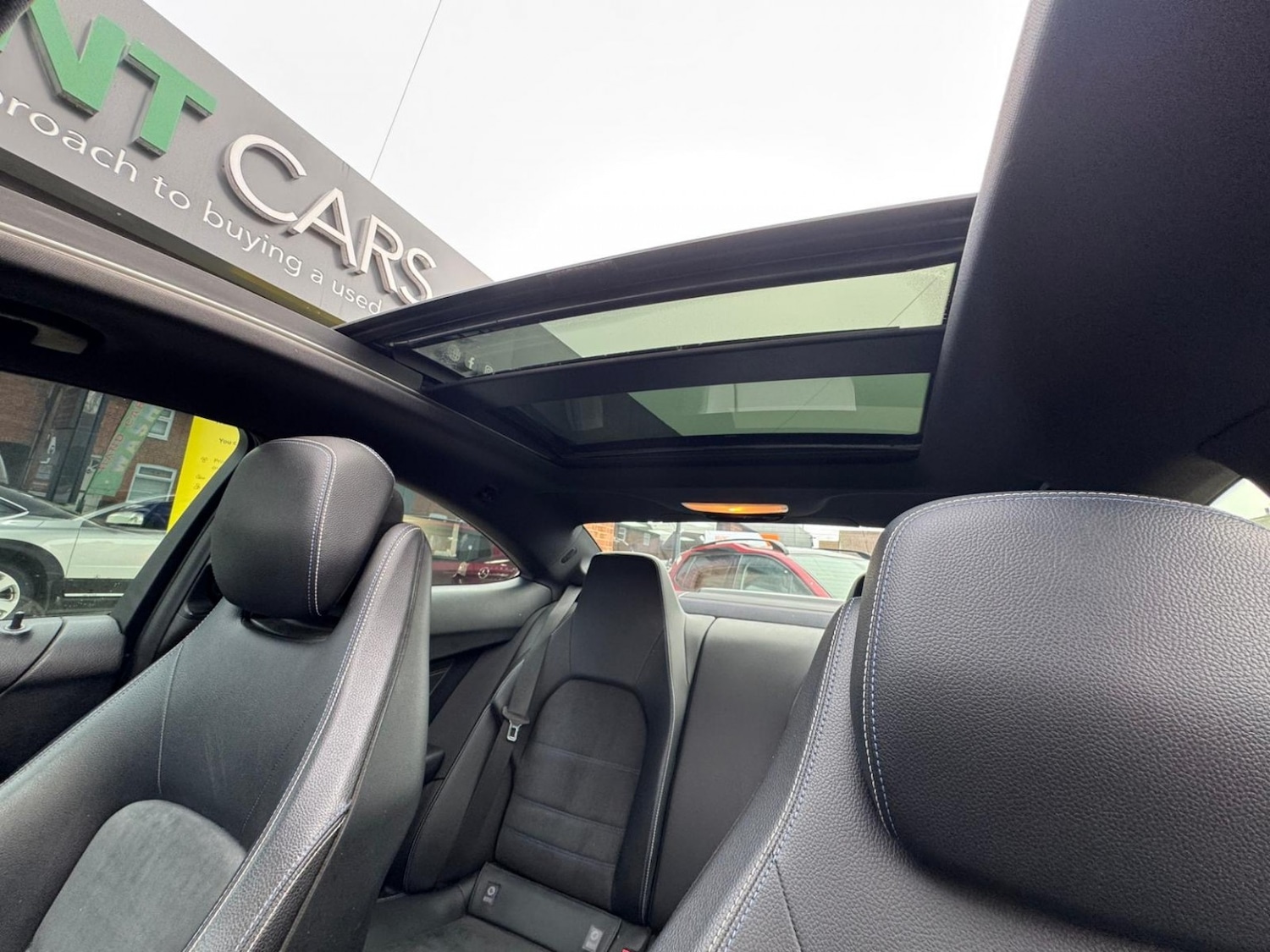 Used Mercedes-Benz C Class 2015 for sale - 76670766: Photo 42