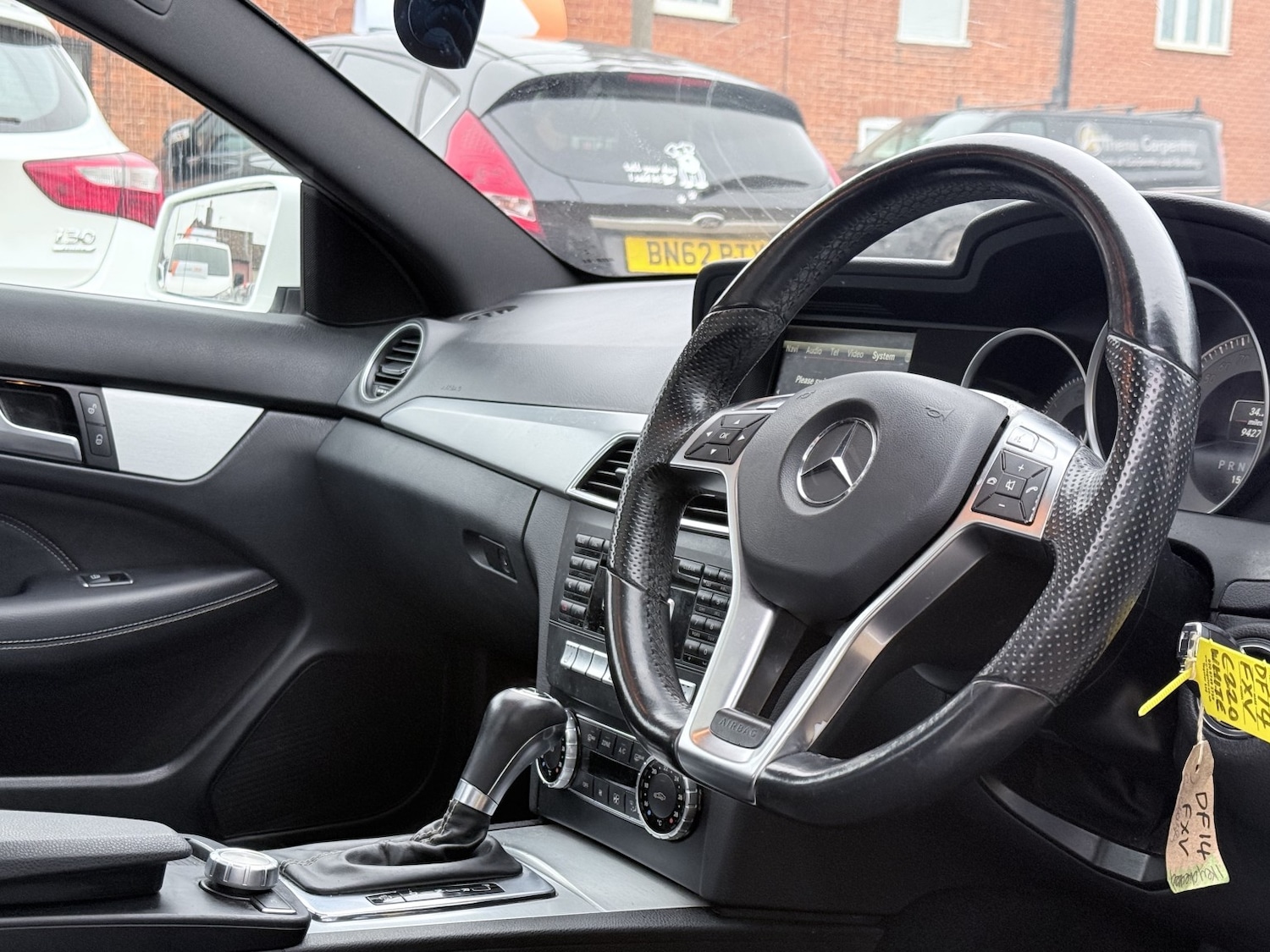 Used Mercedes-Benz C Class 2014 for sale - 77662229: Photo 27