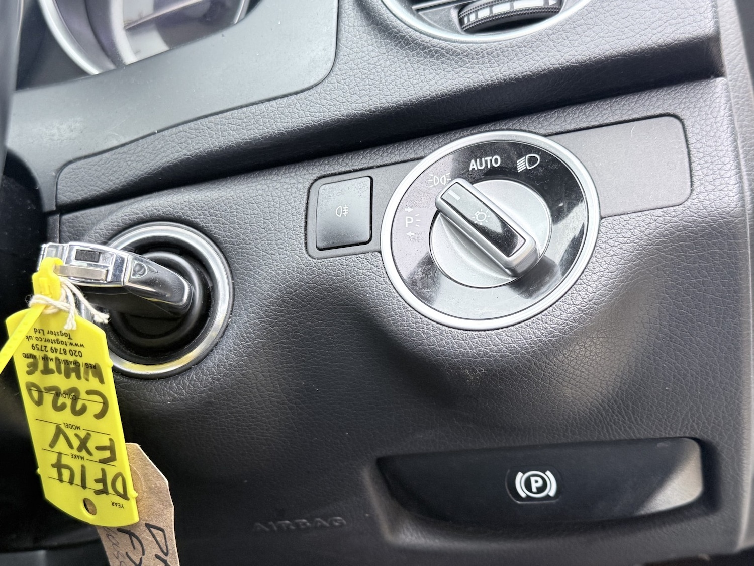 Used Mercedes-Benz C Class 2014 for sale - 77662229: Photo 45