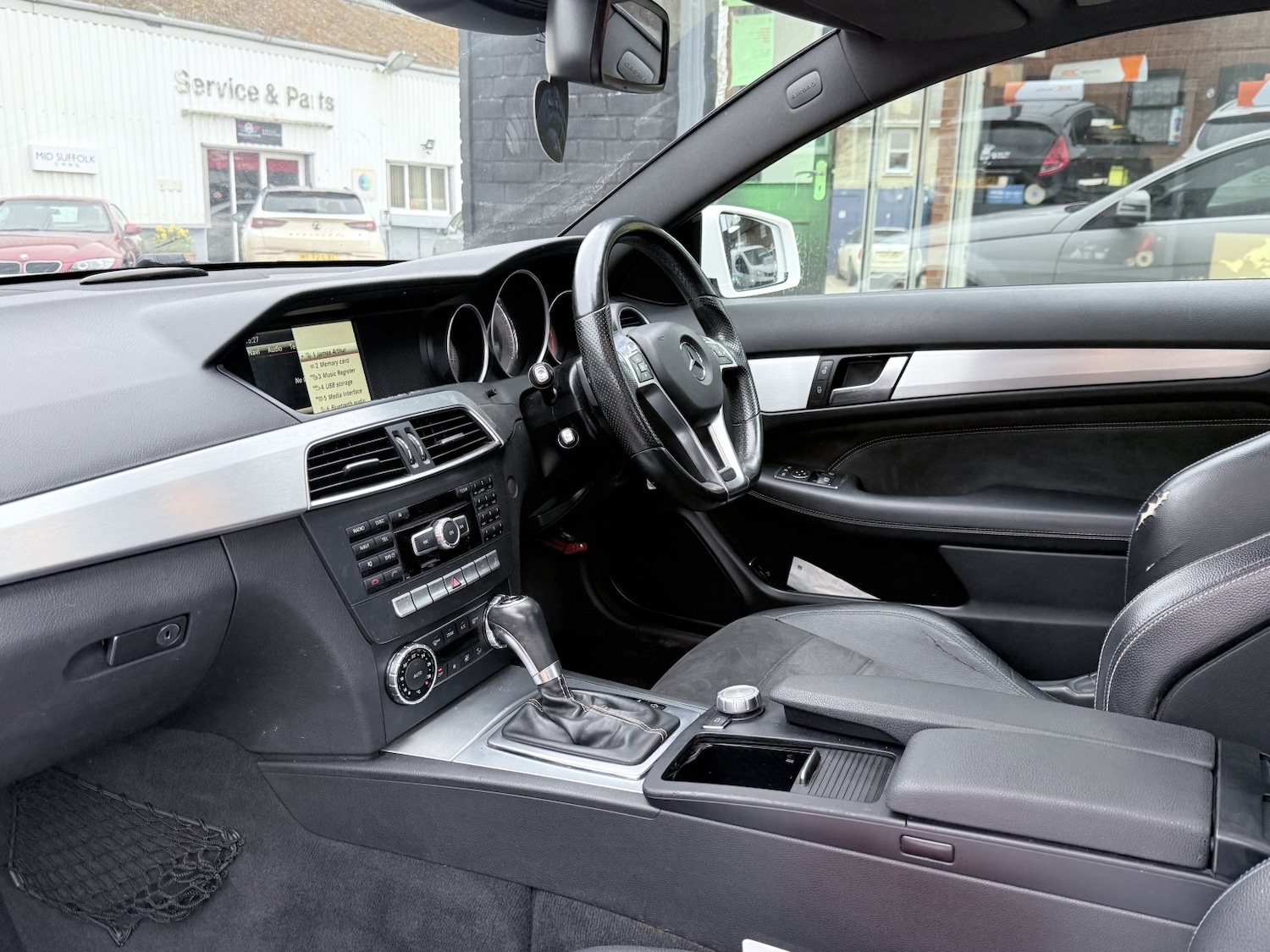 Used Mercedes-Benz C Class 2014 for sale - 77662229: Photo 49