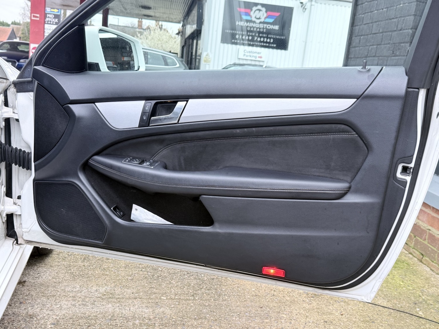 Used Mercedes-Benz C Class 2014 for sale - 77662229: Photo 57