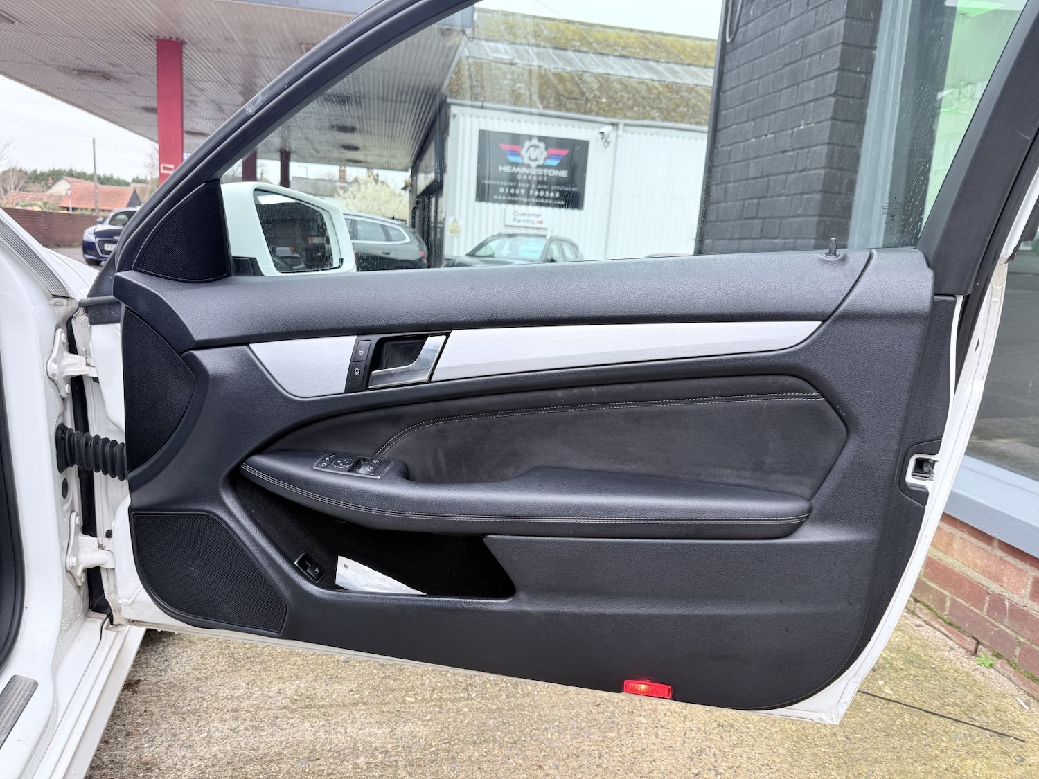 Used Mercedes-Benz C Class 2014 for sale - 77662229: Photo 58