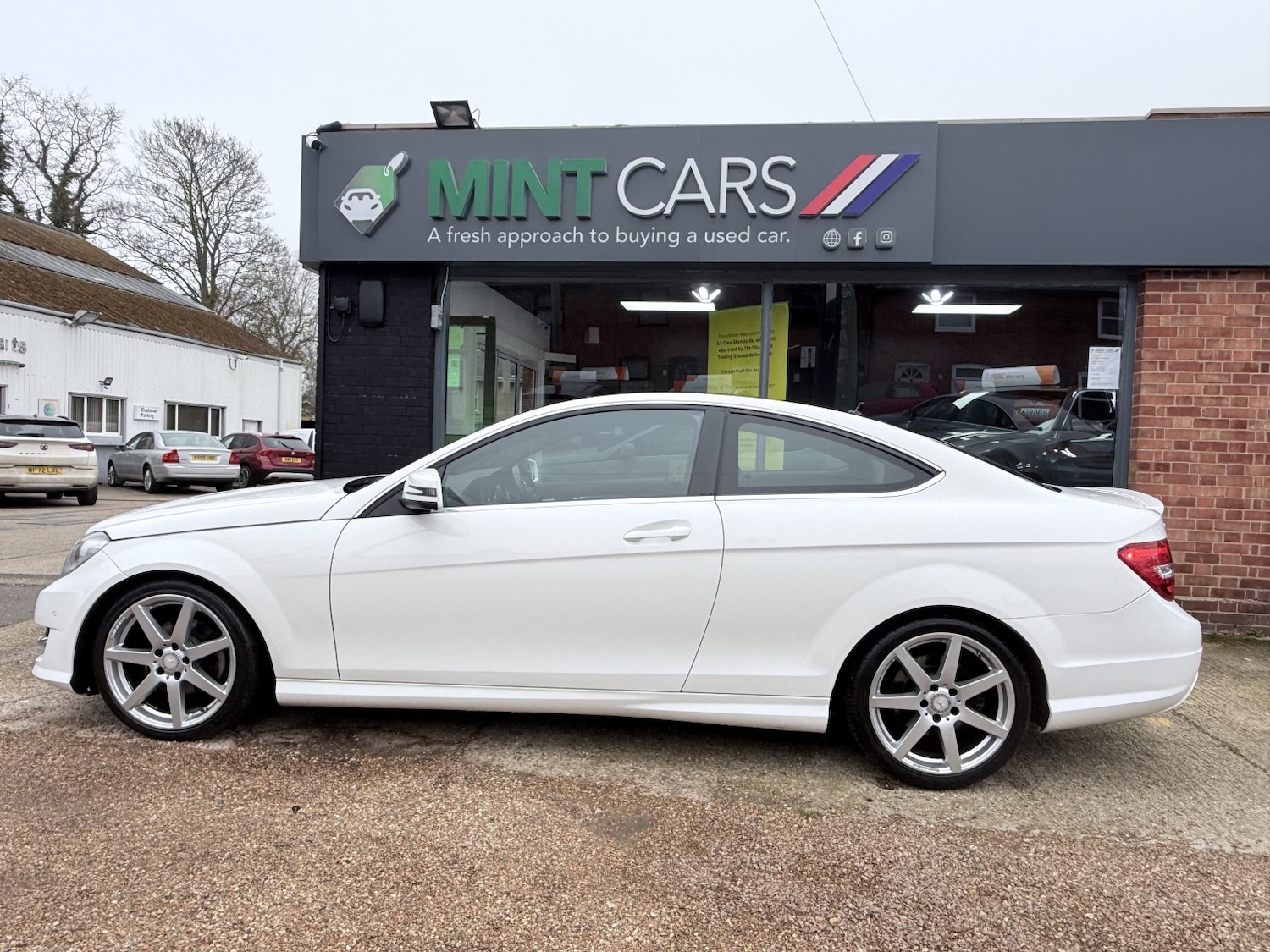 Used Mercedes-Benz C Class 2014 for sale - 77662229: Photo 7
