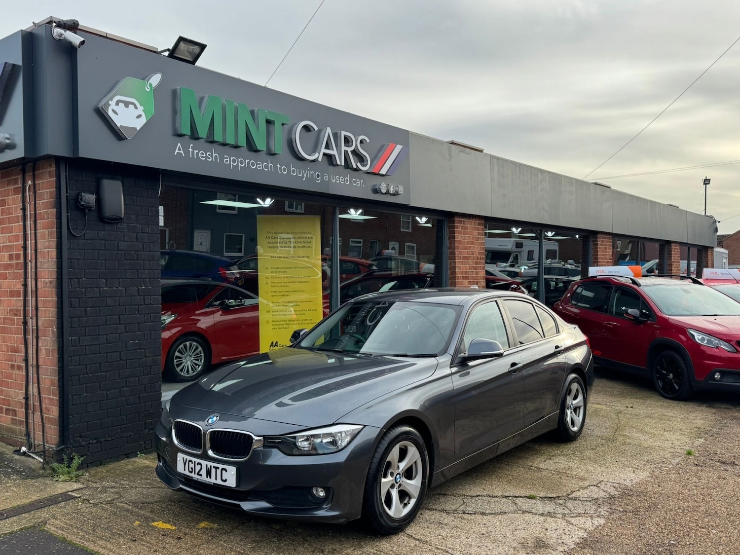 Used BMW 3 Series 2012 for sale - 76748248: Photo 1