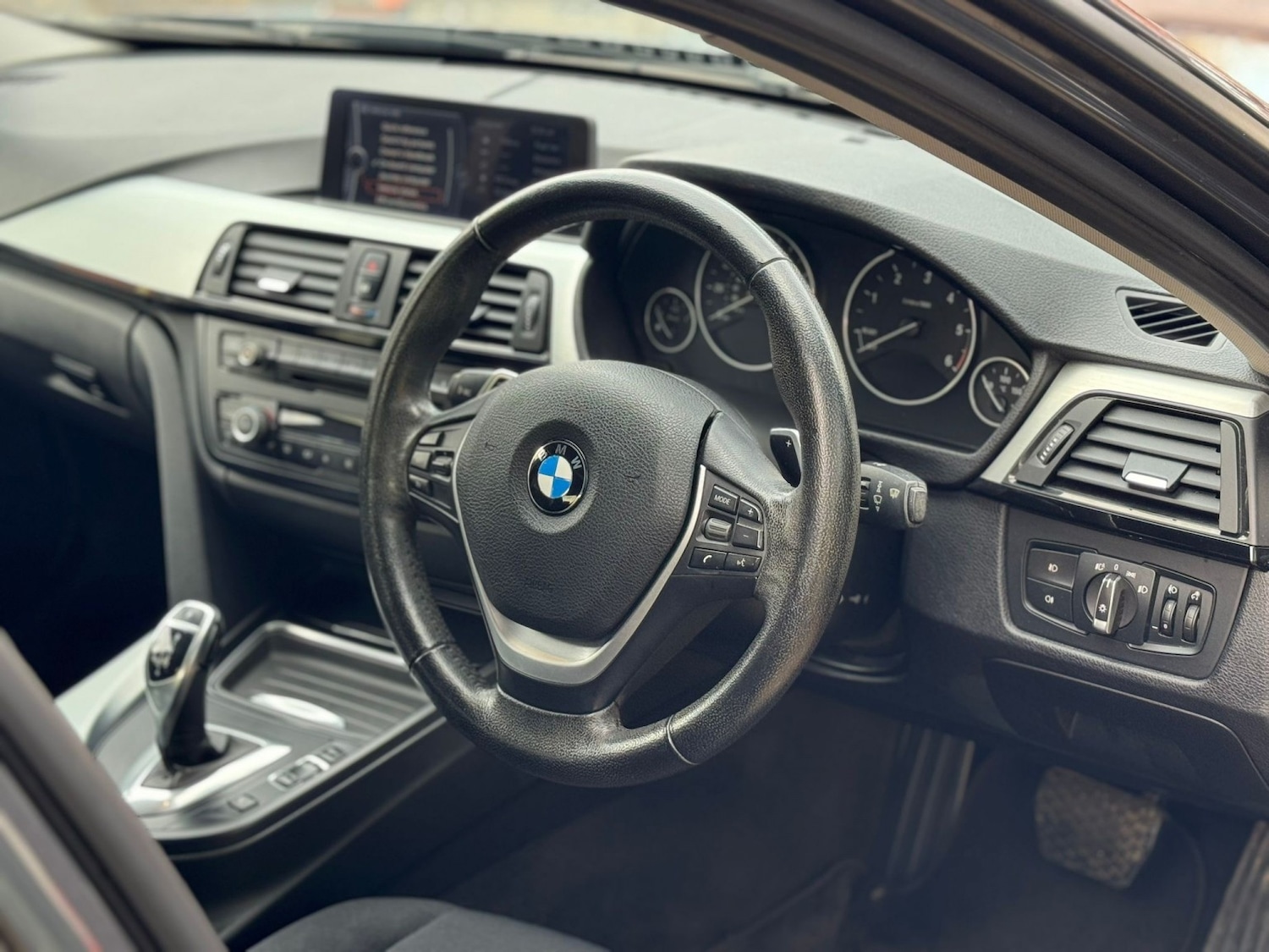 Used BMW 3 Series 2012 for sale - 76748248: Photo 19