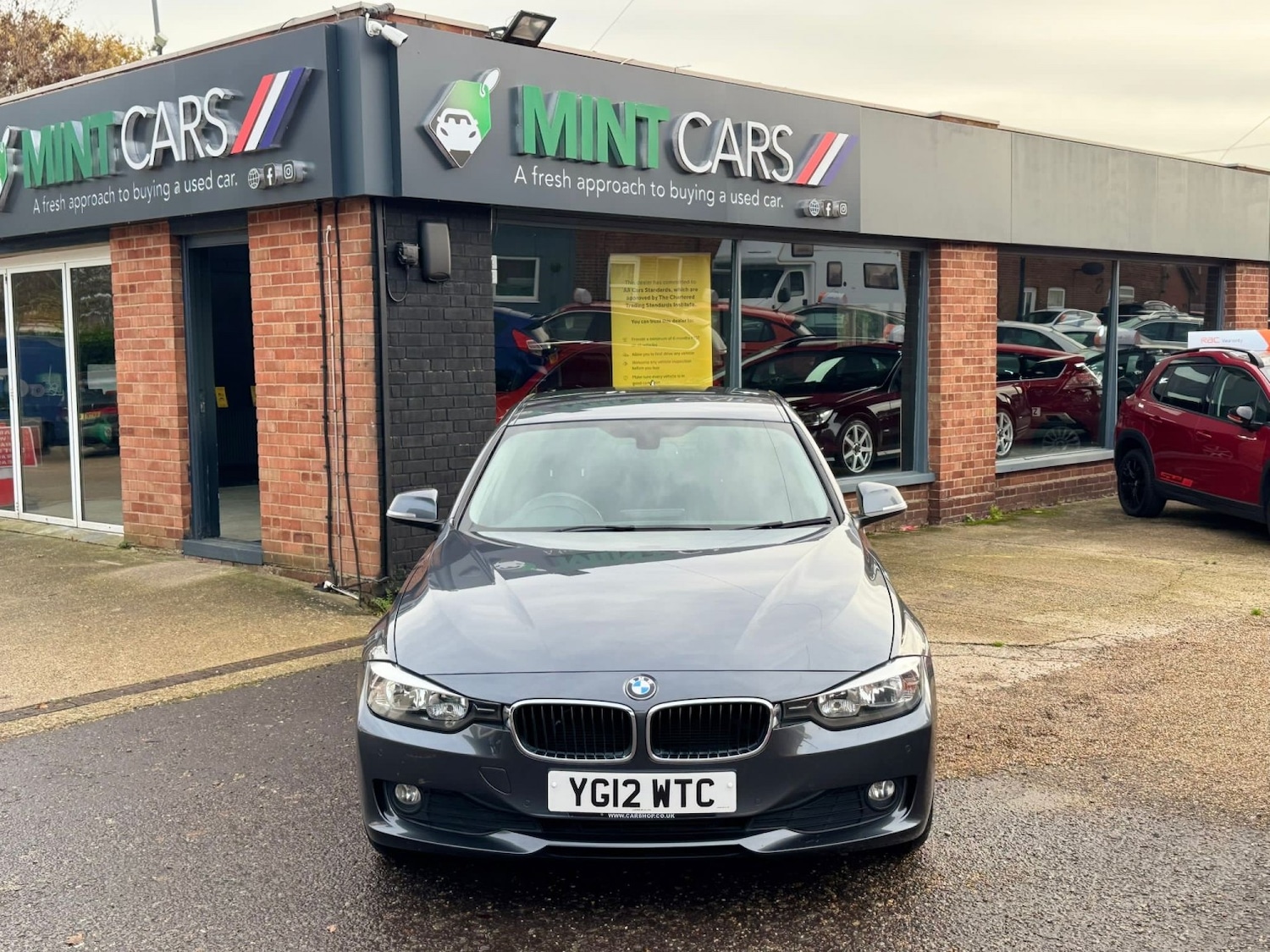 Used BMW 3 Series 2012 for sale - 76748248: Photo 2