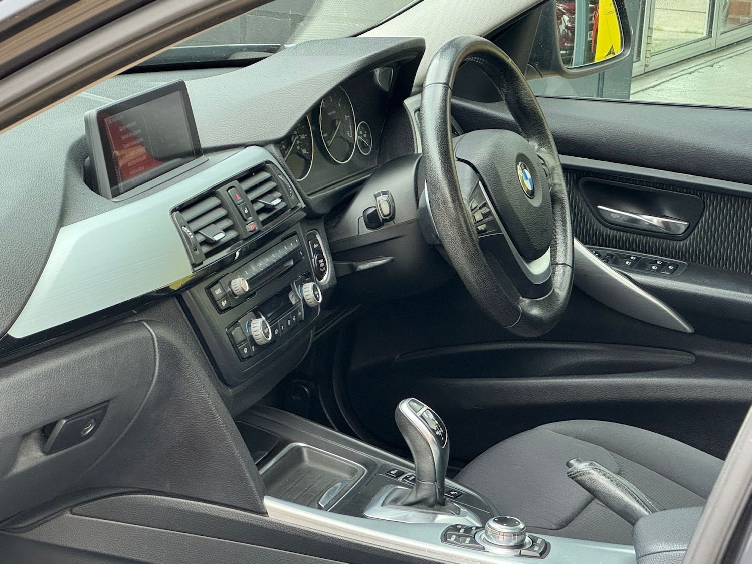 Used BMW 3 Series 2012 for sale - 76748248: Photo 35