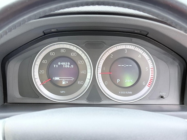 Used Volvo V70 2011 for sale - 75095293: Photo 42