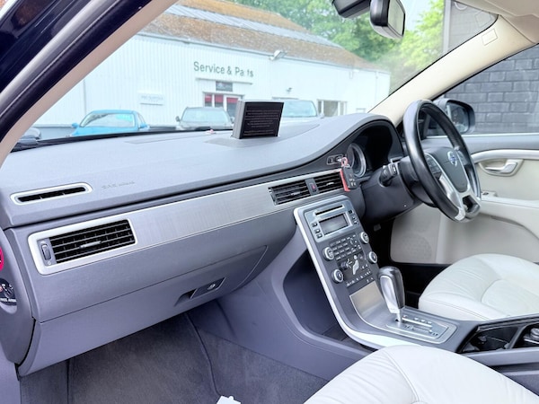 Used Volvo V70 2011 for sale - 75095293: Photo 63