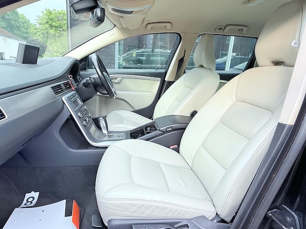 Used Volvo V70 2011 for sale - 75095293: Photo 67