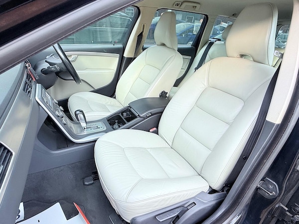 Used Volvo V70 2011 for sale - 75095293: Photo 70