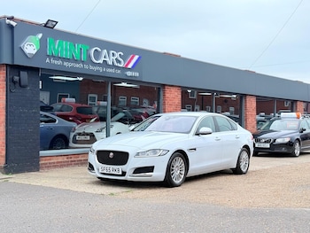 Used Jaguar XF 2016 for sale - 76011469: Photo