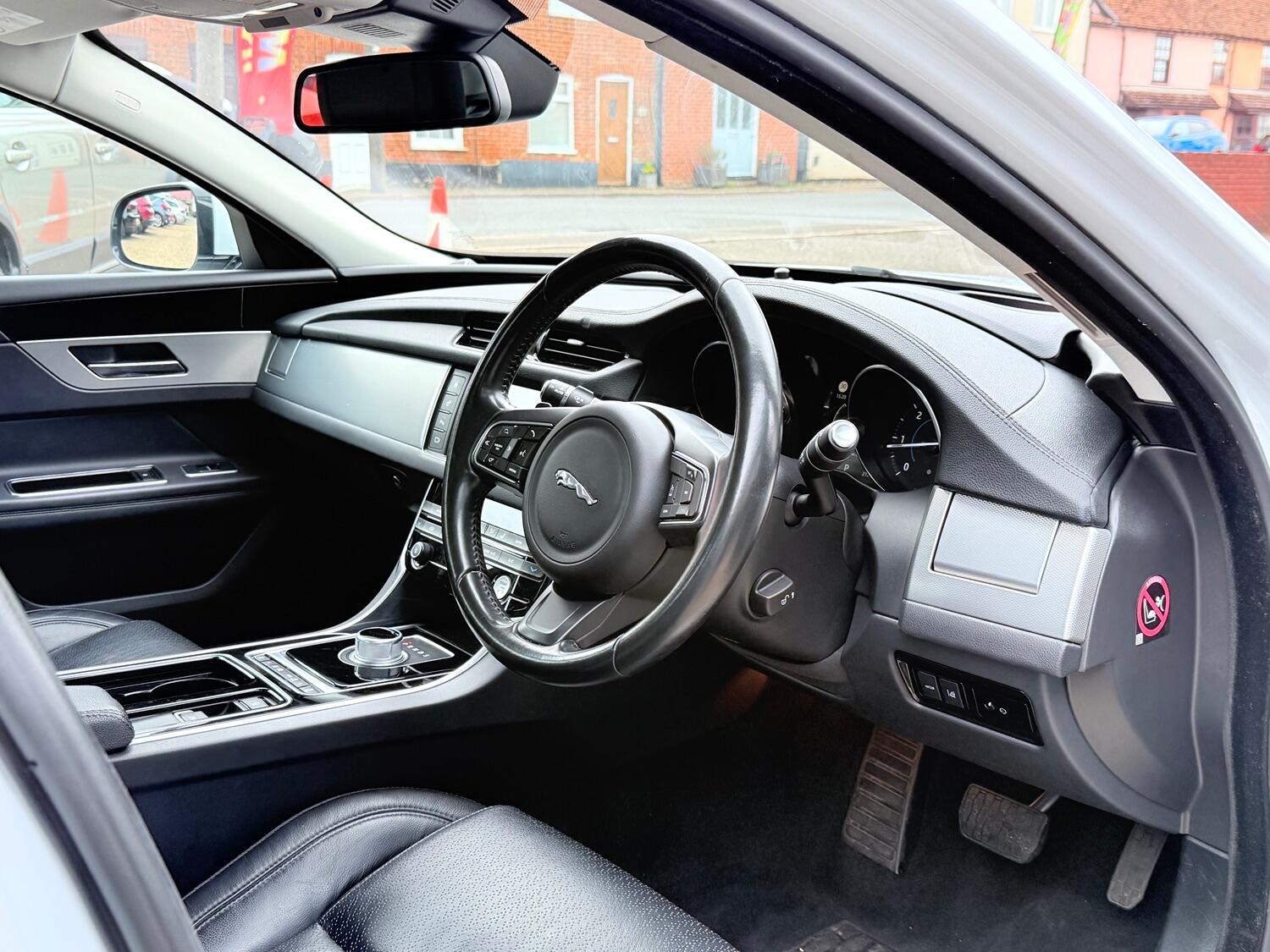 Used Jaguar XF 2016 for sale - 76011469: Photo 28