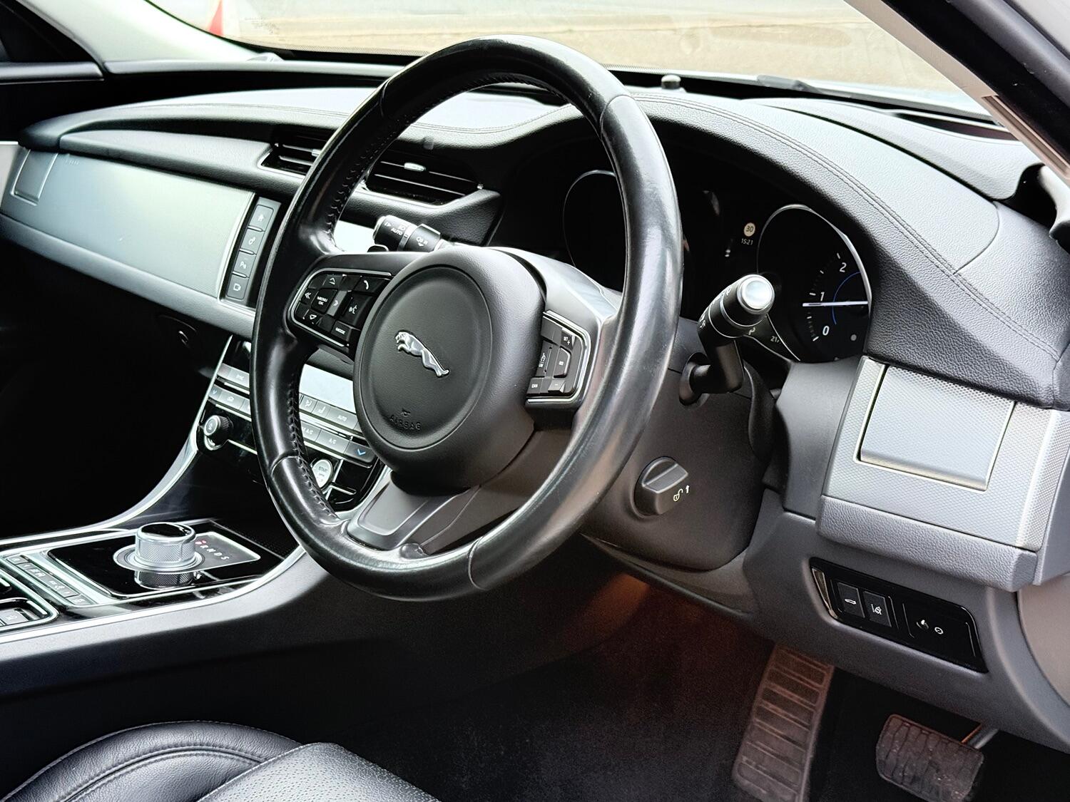 Used Jaguar XF 2016 for sale - 76011469: Photo 29