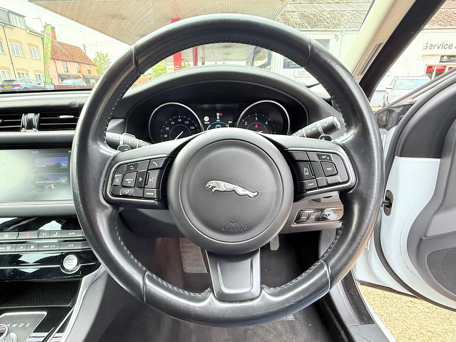 Used Jaguar XF 2016 for sale - 76011469: Photo 41