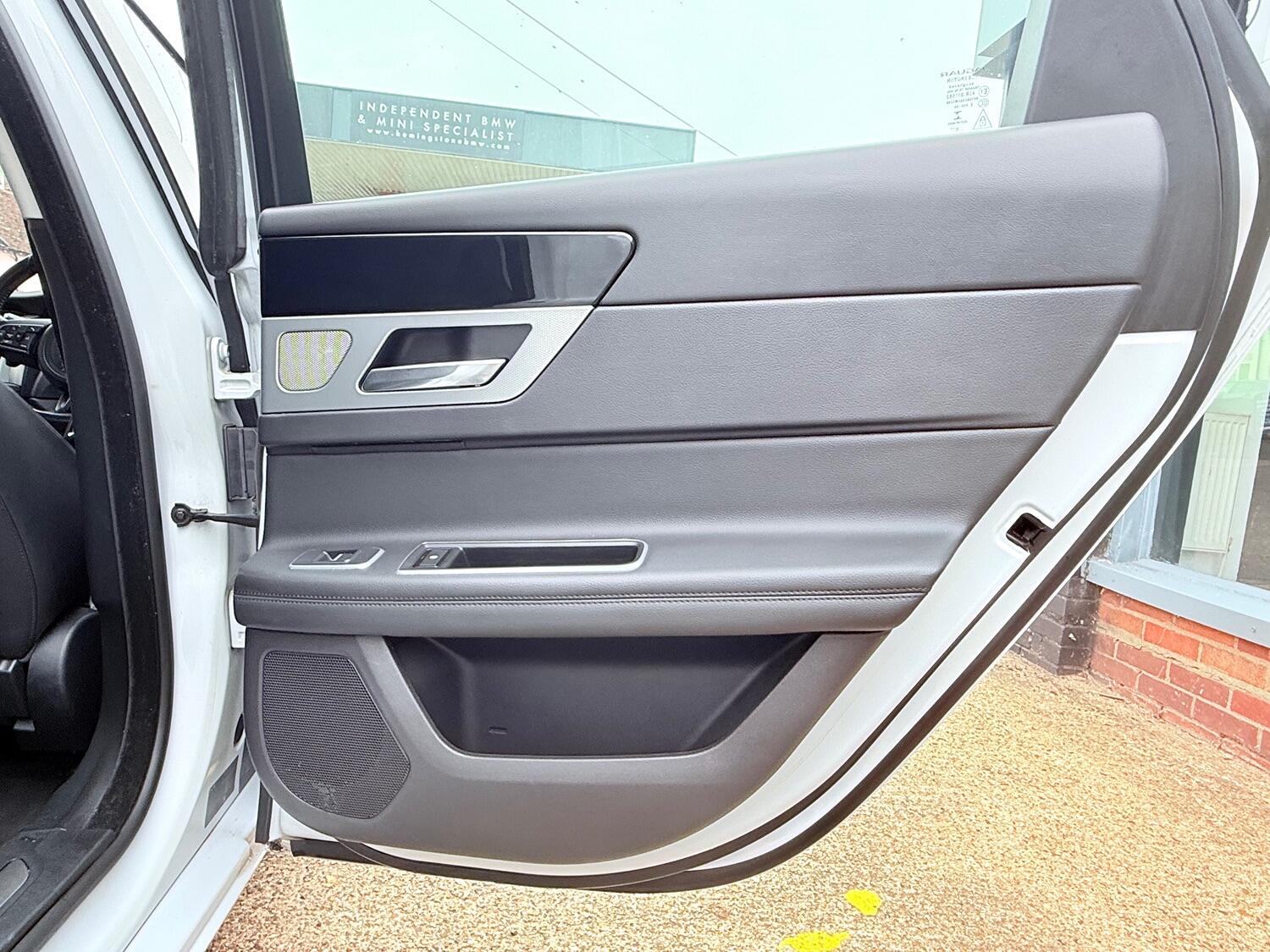 Used Jaguar XF 2016 for sale - 76011469: Photo 60