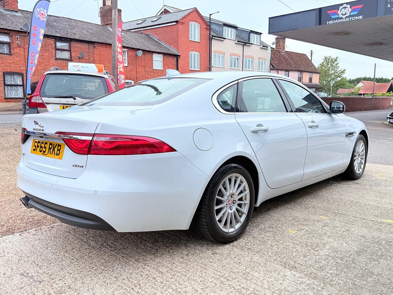 Used Jaguar XF 2016 for sale - 76011469: Photo 8