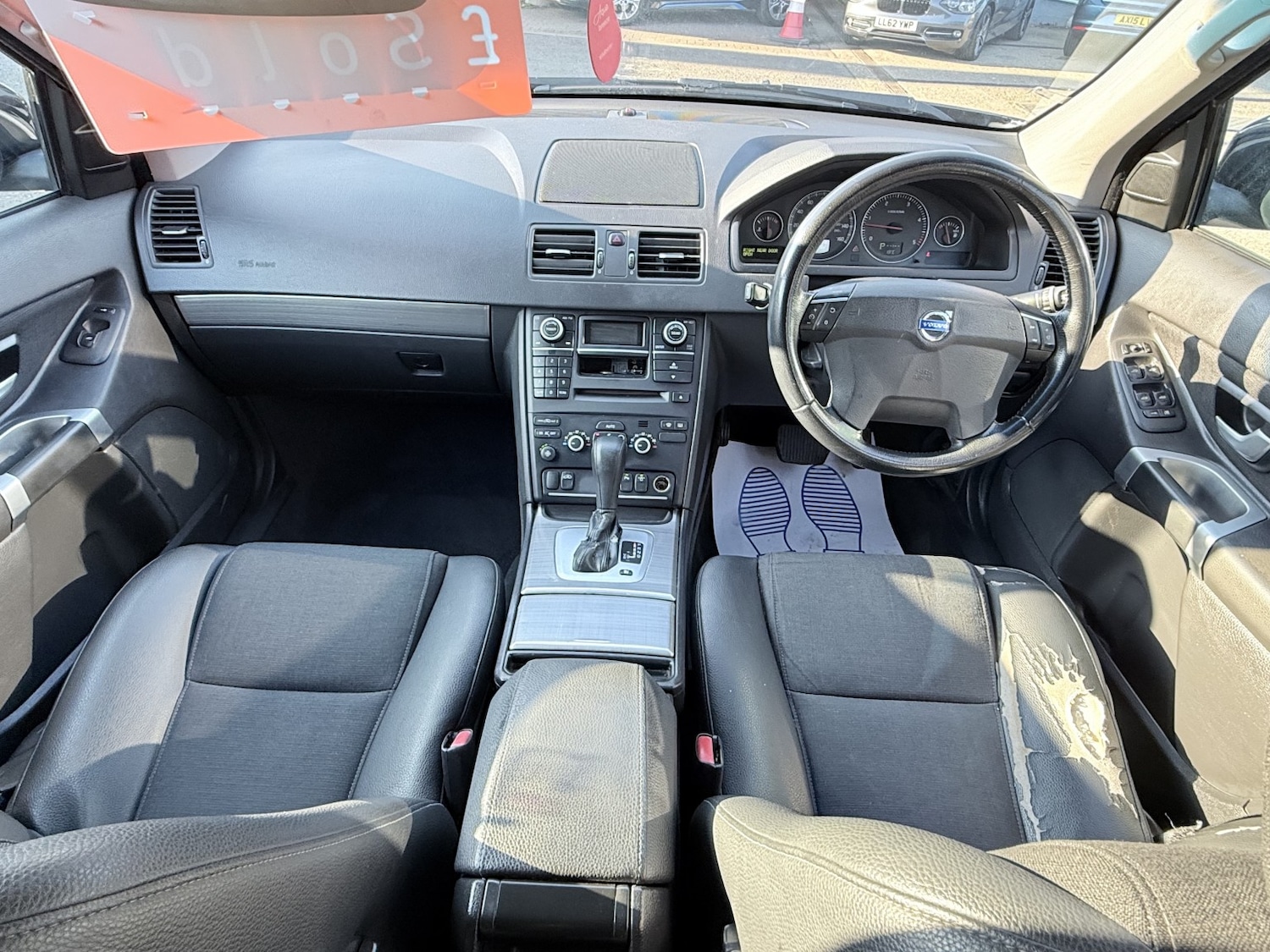 Used Volvo XC90 2010 for sale - 77629073: Photo 28