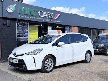 Used Toyota Prius+ 2017 for sale - 78858176: Photo