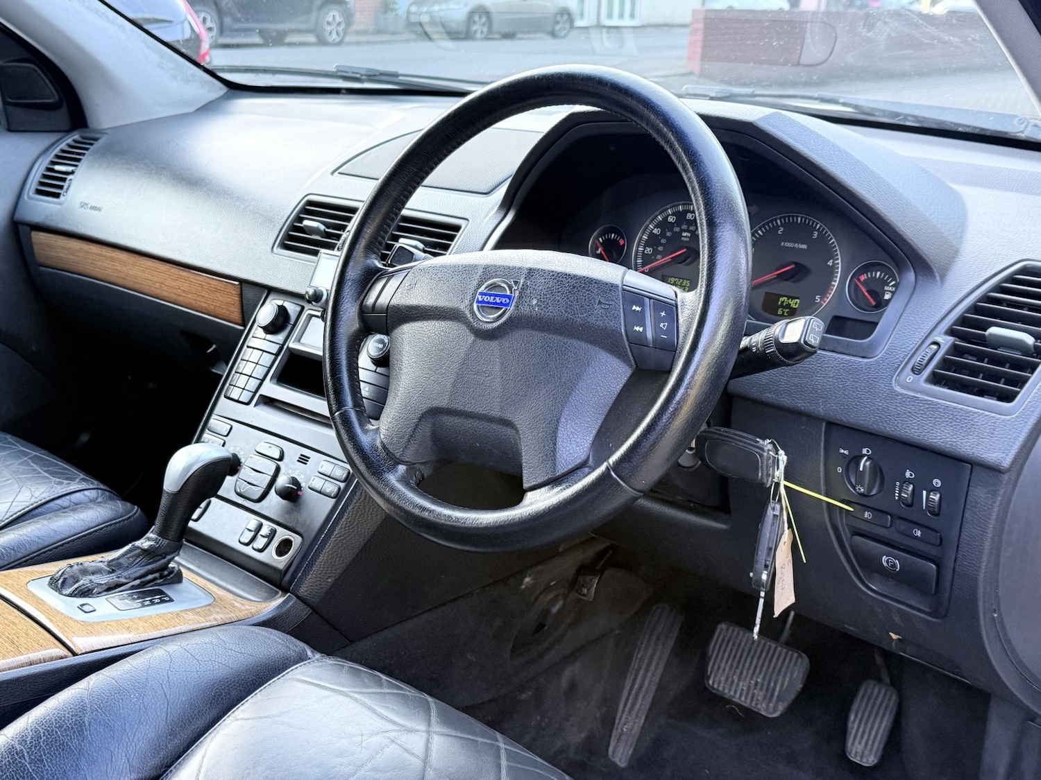 Used Volvo XC90 2005 for sale - 77558555: Photo 30