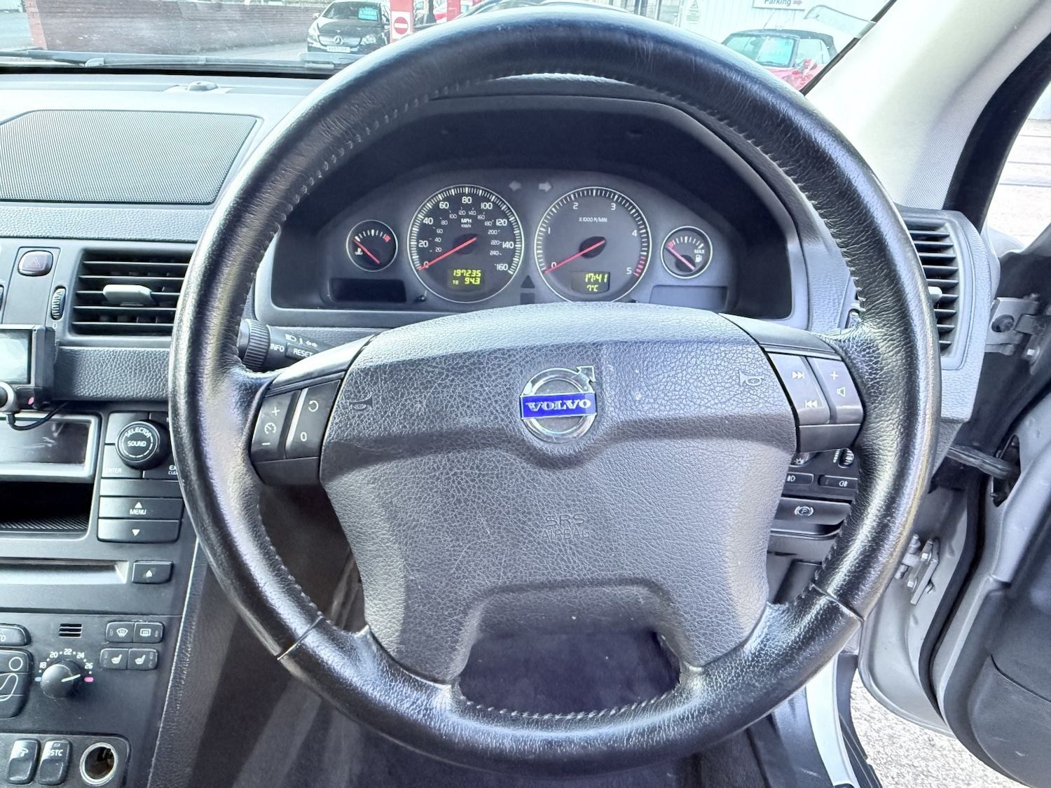 Used Volvo XC90 2005 for sale - 77558555: Photo 31