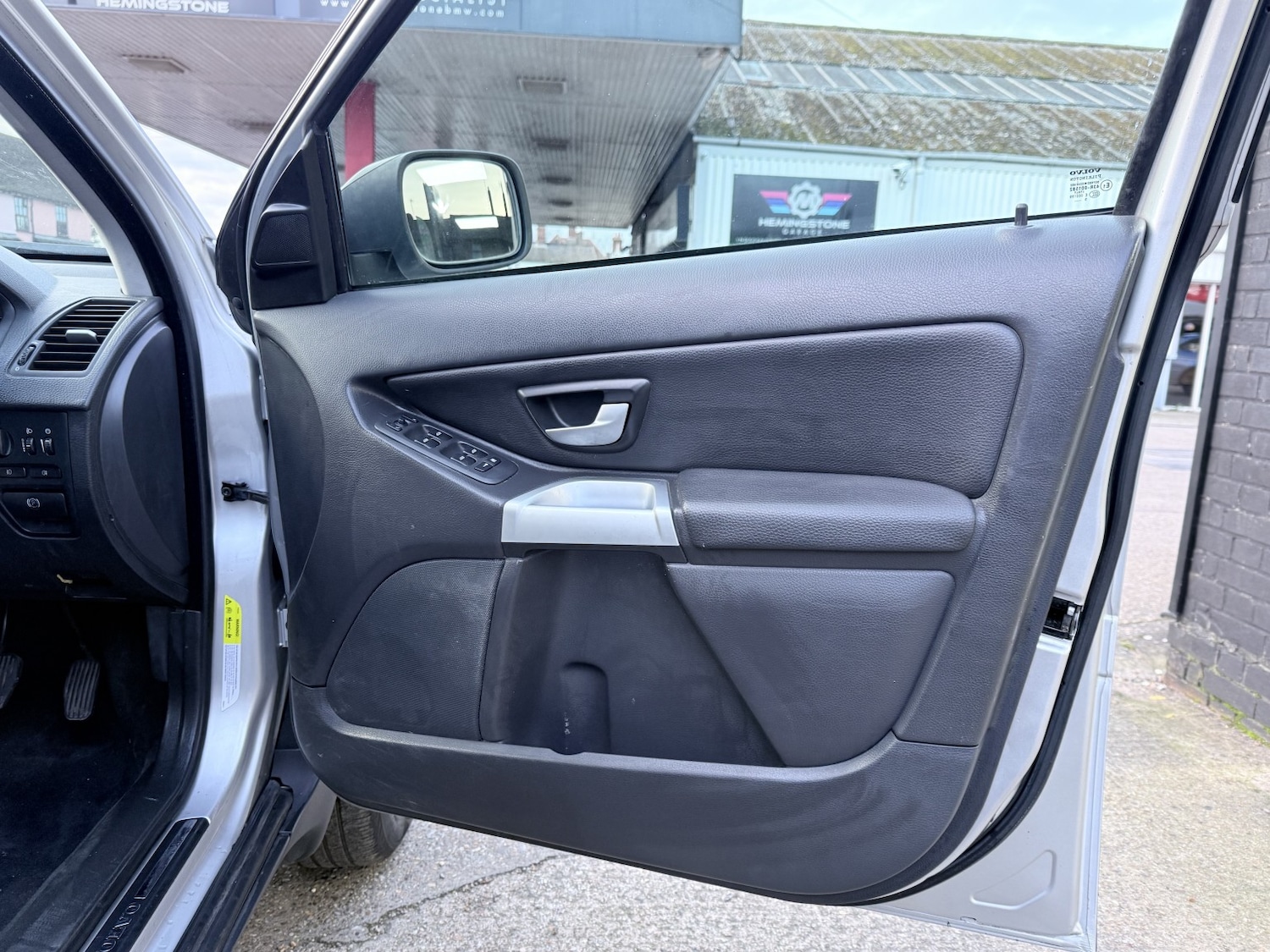 Used Volvo XC90 2005 for sale - 77558555: Photo 45