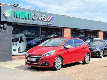 Peugeot - 208