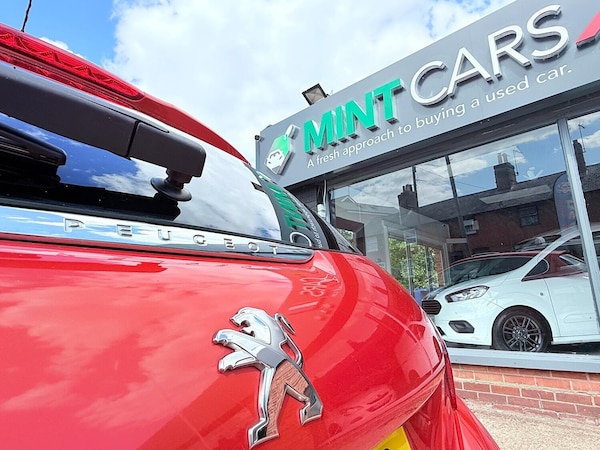 Used Peugeot 208 2015 for sale - 75523612: Photo 28