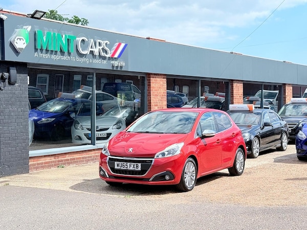 Used Peugeot 208 2015 for sale - 75523612: Photo 3