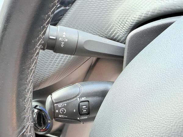 Used Peugeot 208 2015 for sale - 75523612: Photo 45