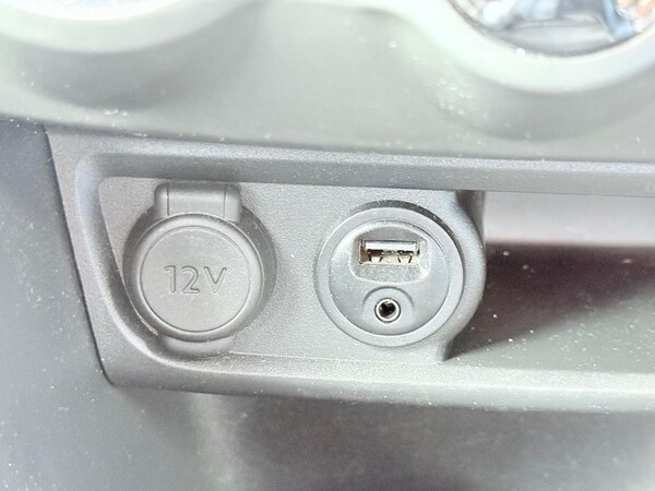 Used Peugeot 208 2015 for sale - 75523612: Photo 49