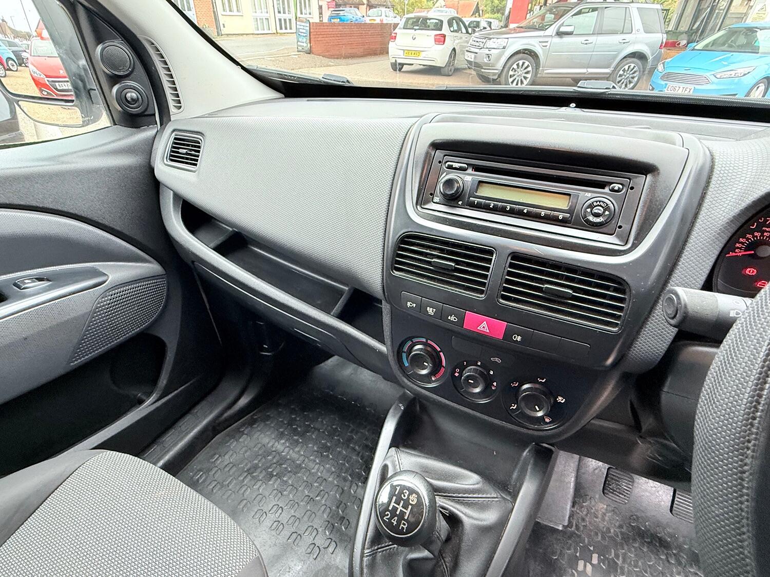 Used Fiat Doblo 2014 for sale - 76312399: Photo 25