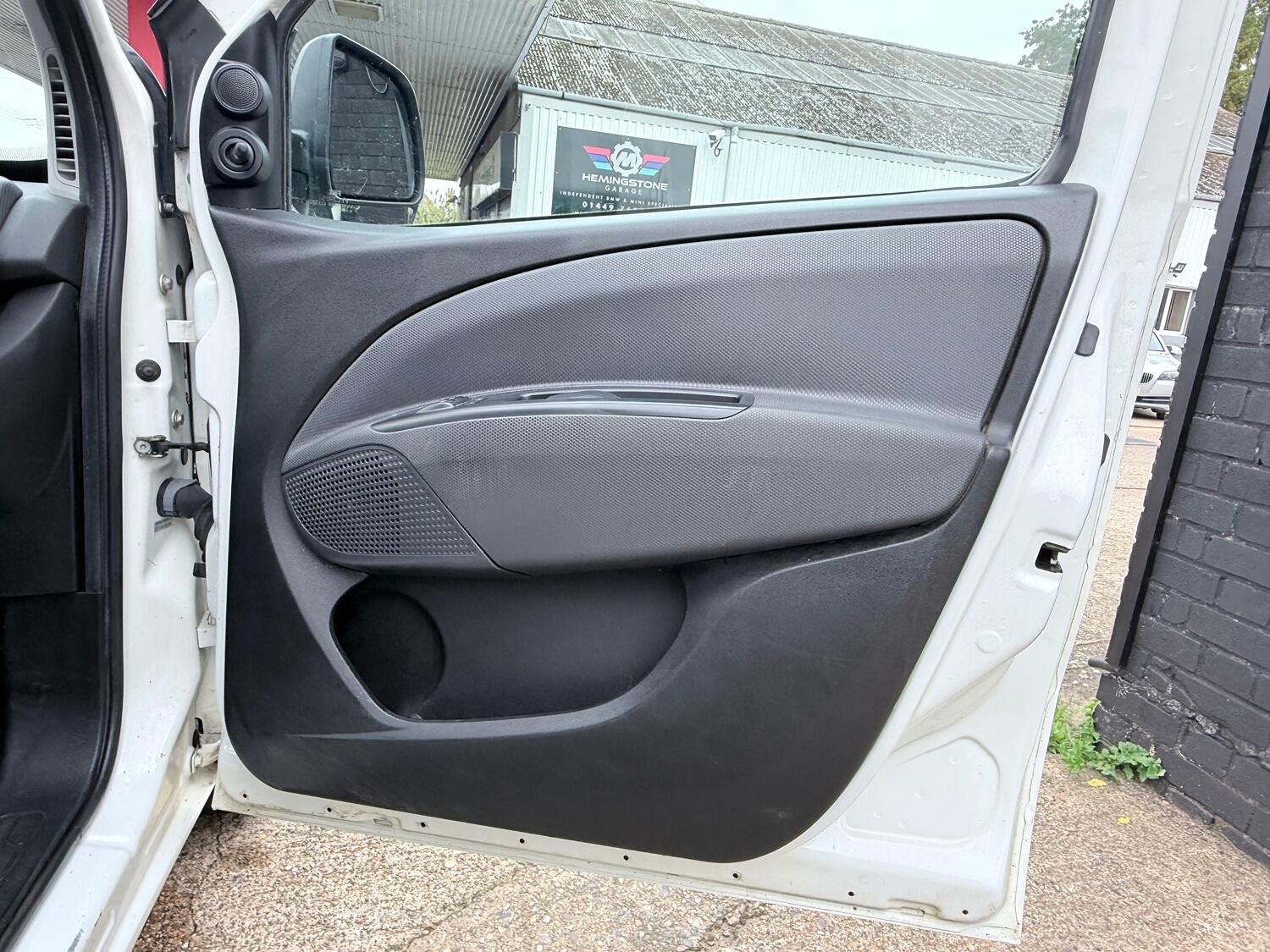 Used Fiat Doblo 2014 for sale - 76312399: Photo 35